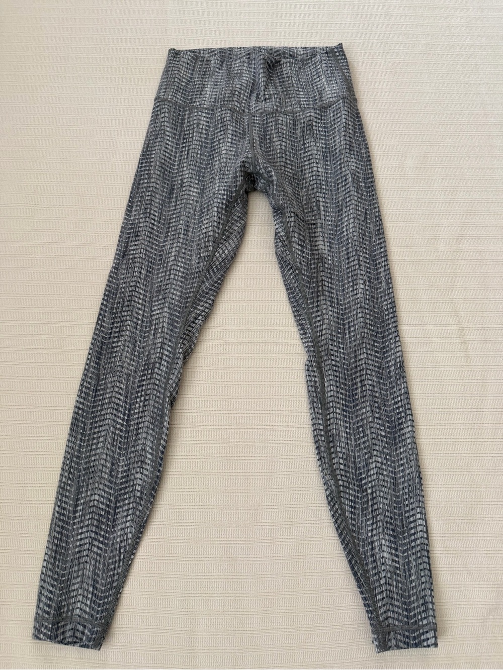 Lululemon Wunder Under High-Rise Tight 28" Arrow Jacquard Battleship Size 8 BeS2